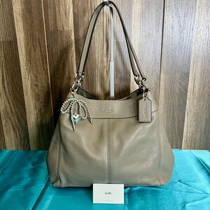 NWOT Coach Lexy F27593 Gray / Taupe Leather Shoulder Bag
